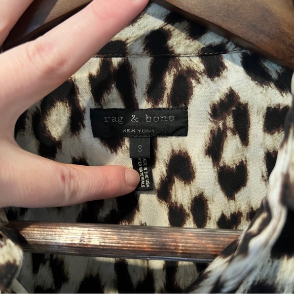 Rag and Bone Saunders Silk Leopard Print Button Front Batwing Sleeve Blouse - Picture 6 of 10